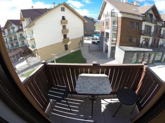 Redco №1 Apartament Gondola Lift Apartment Гудаури Екстериор снимка